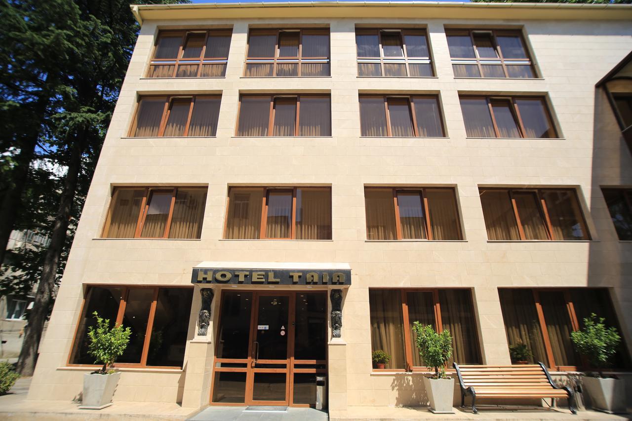 Hotel Taia Kutaisi Exterior foto